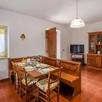 5 Bedroom Beautiful In Feriehus