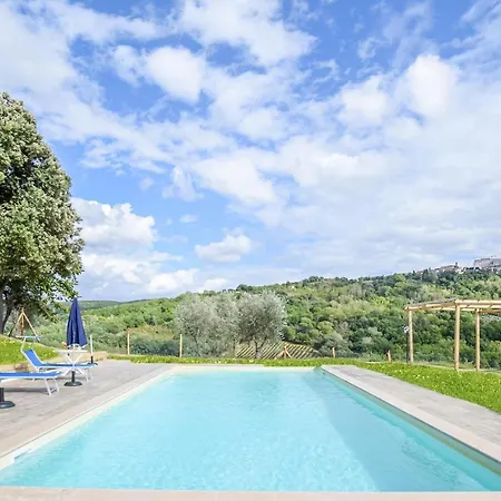 Gorgeous In Giove