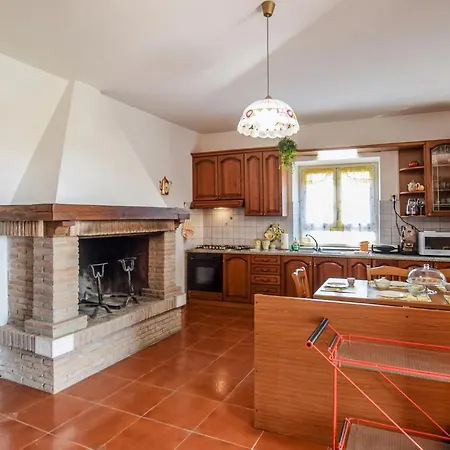 5 Bedroom Beautiful In Giove